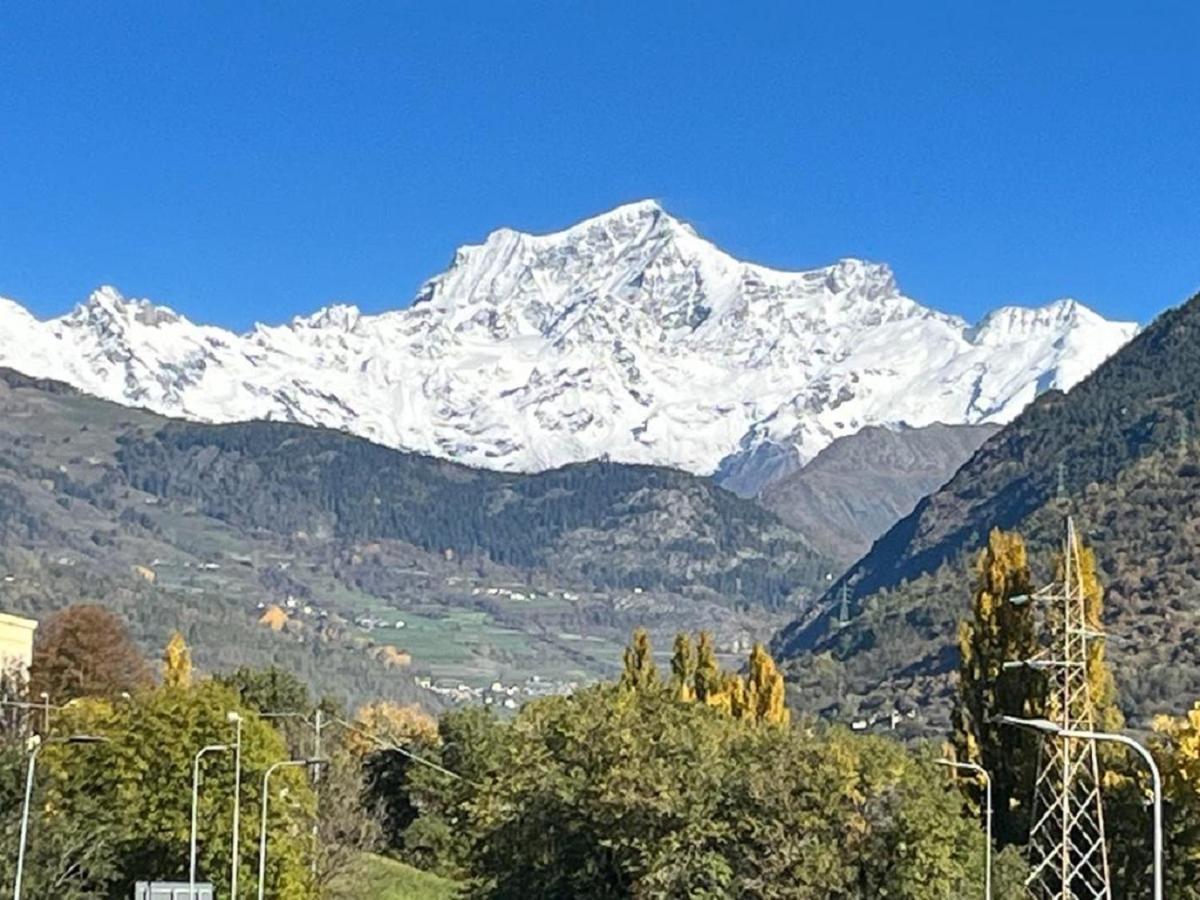 Le Charaban Hotell Aosta Eksteriør bilde