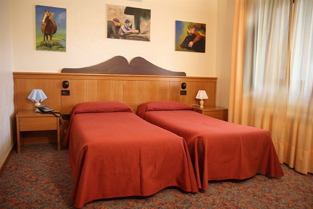 Le Charaban Hotell Aosta Eksteriør bilde